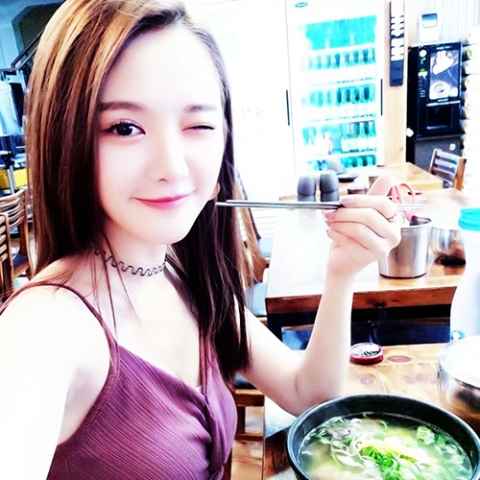 常德最嗨荤KTV花场会所